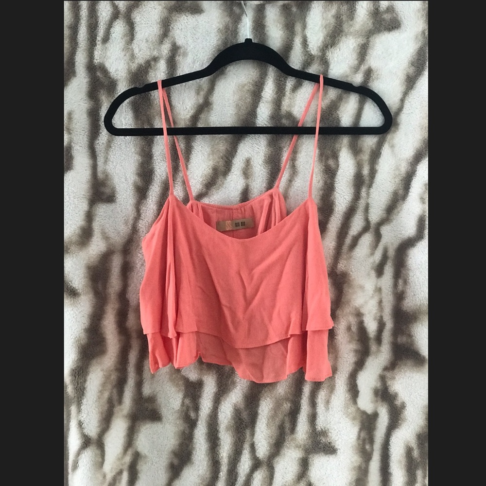 pink cropped top
